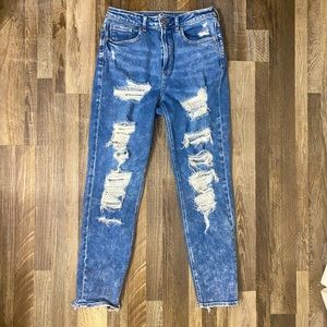 American Eagle mom jeans